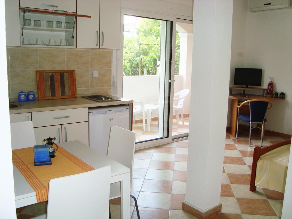Apartments Rolovina ติวัต ห้อง รูปภาพ